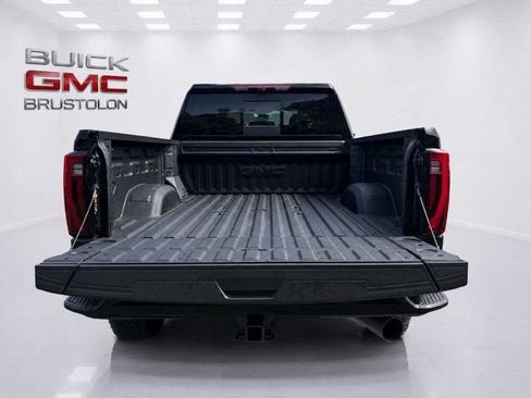 New 2026 GMC Sierra 2500 Denali Ultimate AWD/4WD image 8