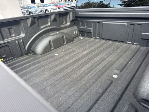 Used 2025 Ford F150 Lariat w/ Equipment Group 501A Mid image 12