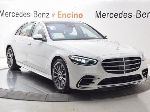 Certified 2025 Mercedes-Benz S 580 4MATIC Sedan image 11