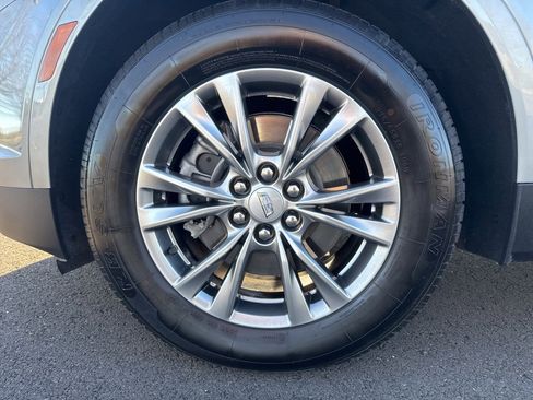 Used 2023 Cadillac XT5 Premium Luxury image 9