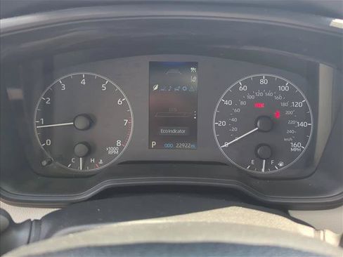 Used 2025 Toyota Corolla LE FWD image 13