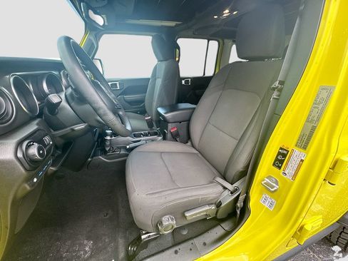 Used 2023 Jeep Wrangler Unlimited w/ Sun & Screen Package AWD/4WD image 22