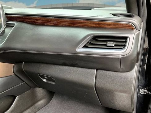 Certified 2023 Chevrolet Suburban High Country w/ Max Trailering Package AWD/4WD image 16