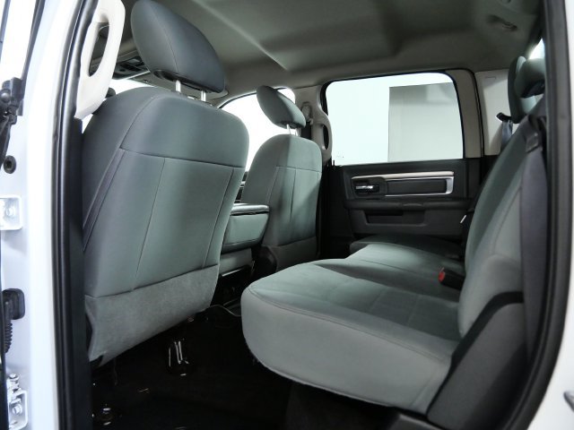 Used 2017 RAM 1500 Classic SLT RWD image 11