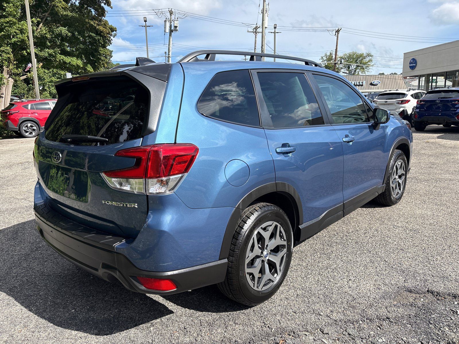 Used 2024 Subaru Forester Premium AWD/4WD image 10