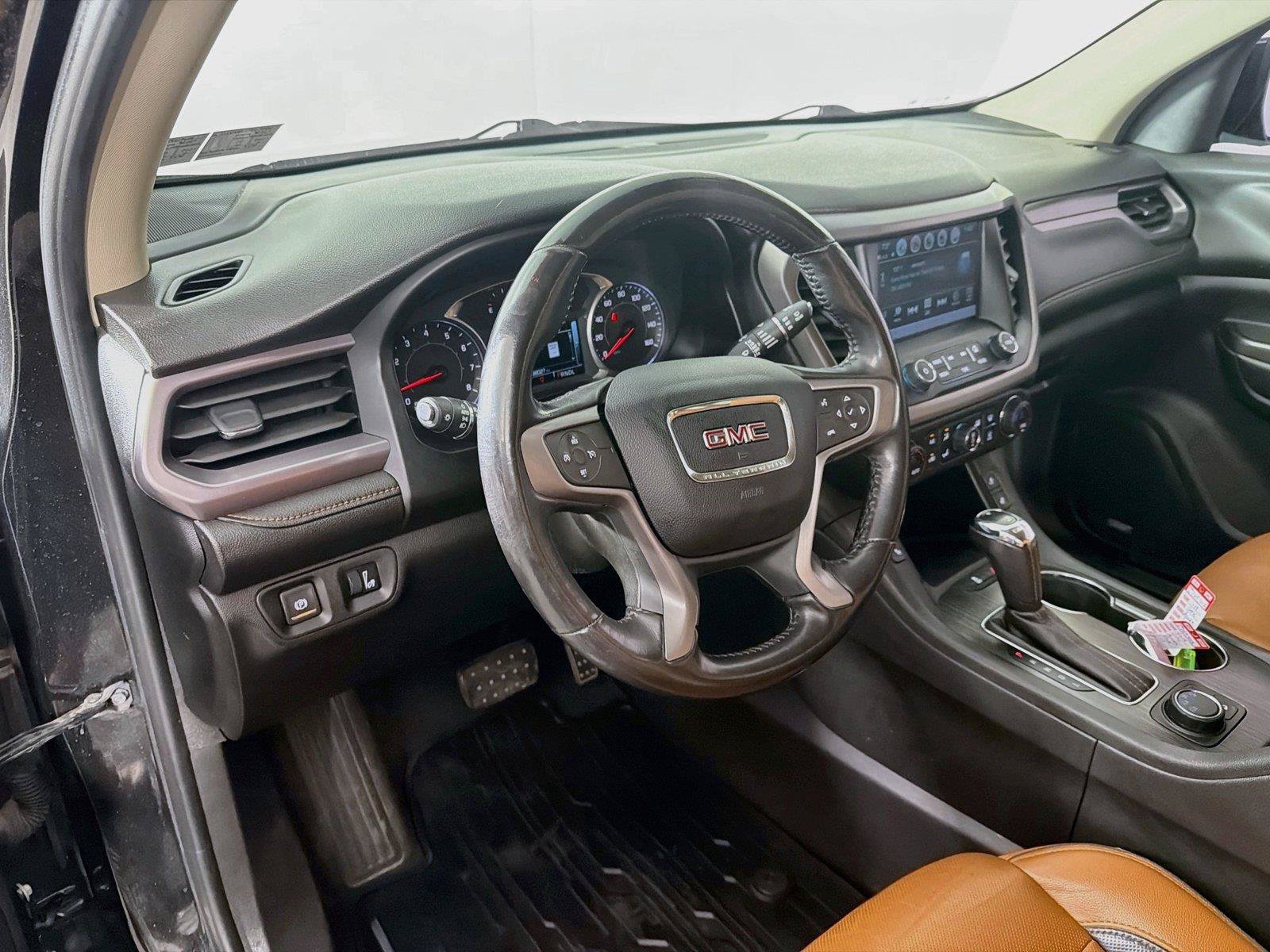 Used 2019 GMC Acadia SLT AWD/4WD image 16