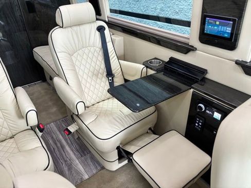Used 2021 Mercedes-Benz Sprinter 3500 image 45