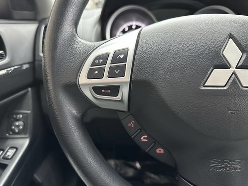 Used 2016 Mitsubishi Lancer ES image 21