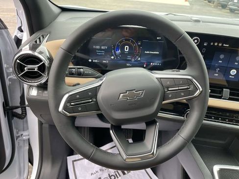 New 2026 Chevrolet Equinox ACTIV w/ Convenience Package III image 14