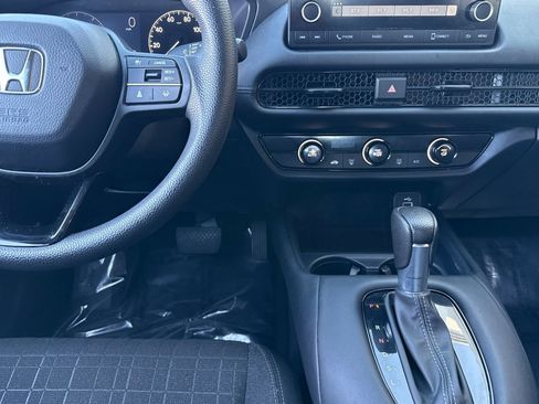 Certified 2023 Honda HR-V LX image 27