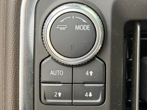 Used 2022 GMC Sierra 1500 Denali w/ Denali Premium Package image 18