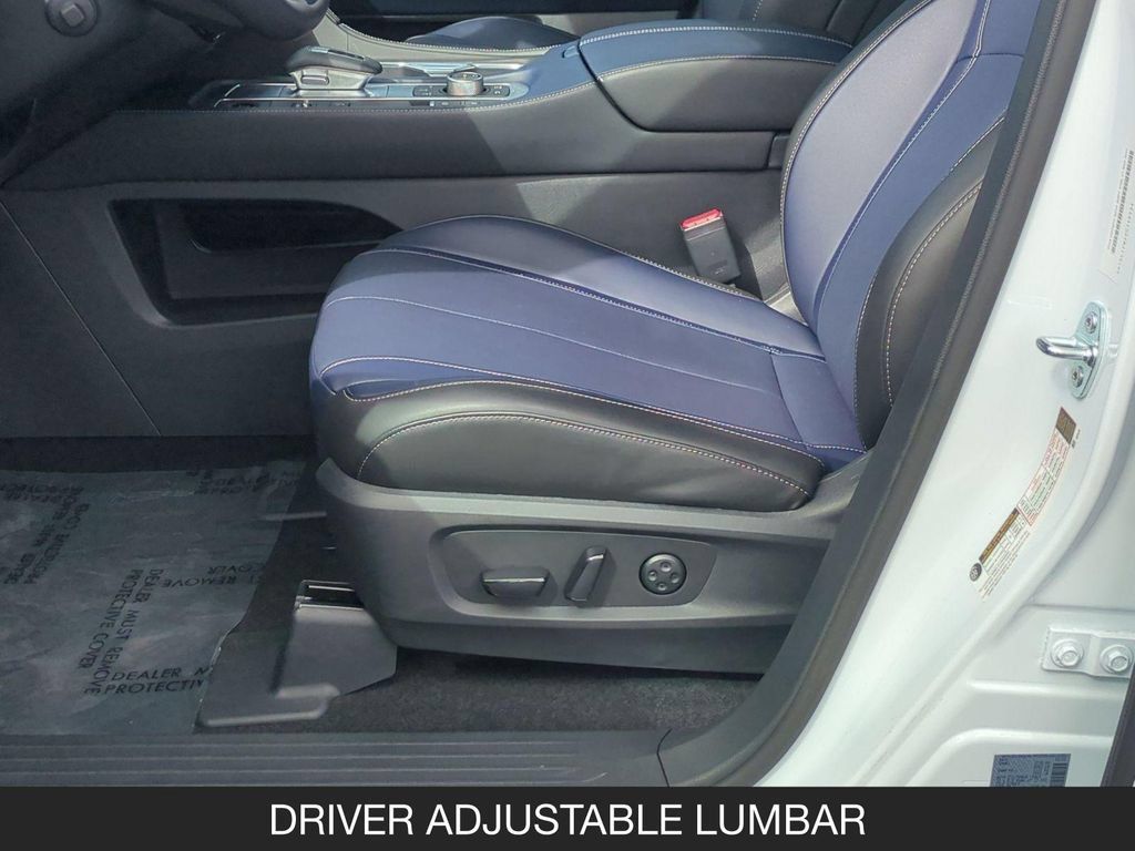 Certified 2026 INFINITI QX60 Sport w/ Dark Cargo Package AWD/4WD image 15