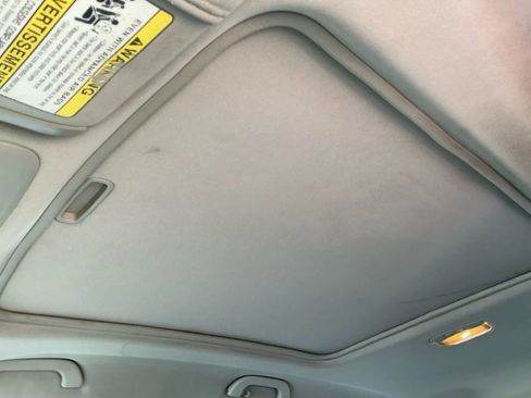 Used 2006 Subaru Outback 3.0R L.L. Bean image 25