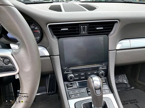 Used 2017 Porsche 911 Carrera image 7