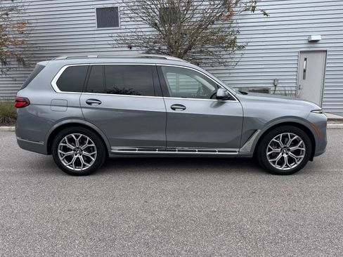 Used 2025 BMW X7 xDrive40i image 5
