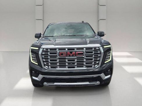 New 2026 GMC Yukon Denali w/ Denali Reserve Package AWD/4WD image 8