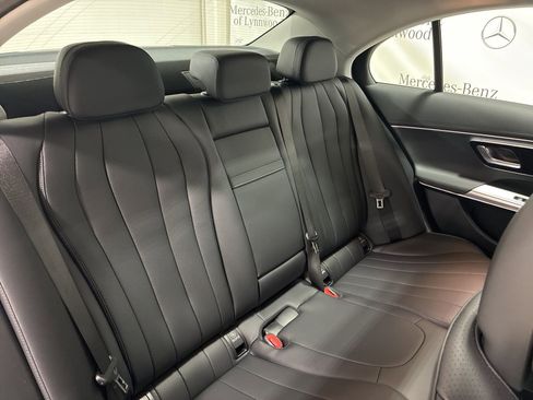 New 2026 Mercedes-Benz E 350 4MATIC Sedan image 15