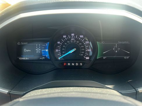 Used 2020 Ford Edge SEL w/ Convenience Package AWD/4WD image 19