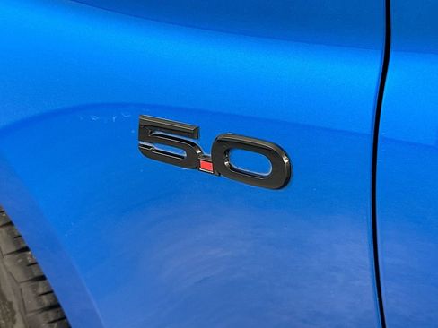 Used 2019 Ford Mustang GT Premium w/ Equipment Group 401A RWD image 28