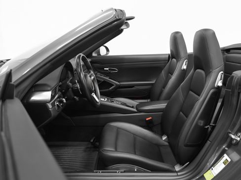 Used 2017 Porsche 911 Carrera S image 54