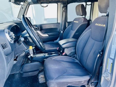 Used 2014 Jeep Wrangler Unlimited Sahara w/ Trailer Tow Group image 11