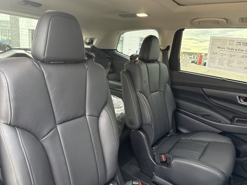New 2026 Subaru Ascent Limited w/ Popular Package #2 AWD/4WD image 9