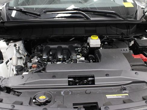 Used 2025 Nissan Pathfinder Rock Creek AWD/4WD image 13