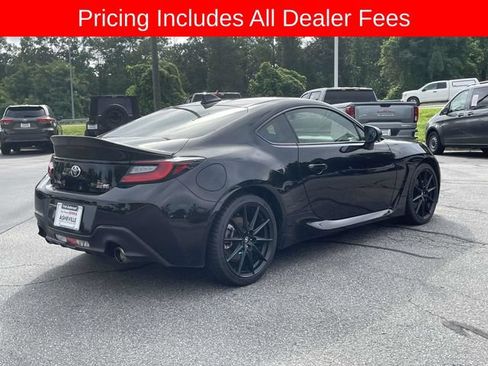 Used 2025 Toyota GR86 Premium RWD image 5