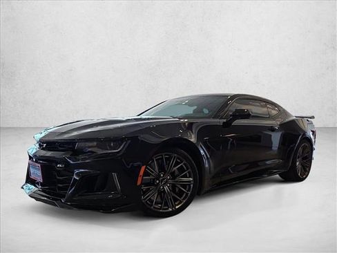 Used 2023 Chevrolet Camaro ZL1 image 1