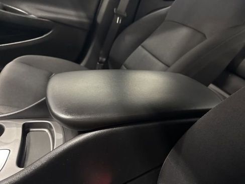 Used 2024 Chevrolet Malibu RS image 25