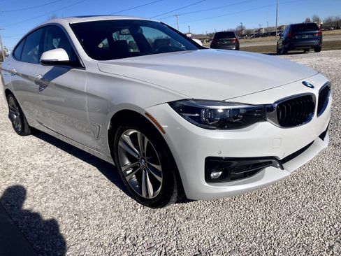 Used 2017 BMW 330i Gran Turismo xDrive image 5