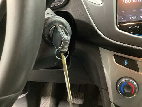 Used 2016 Chevrolet Trax LT w/ LT Convenience Package image 18