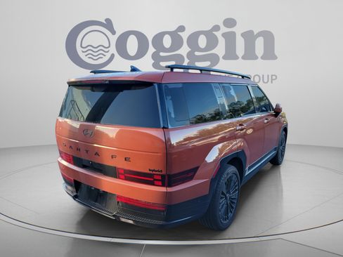 Used 2025 Hyundai Santa Fe Calligraphy FWD image 5