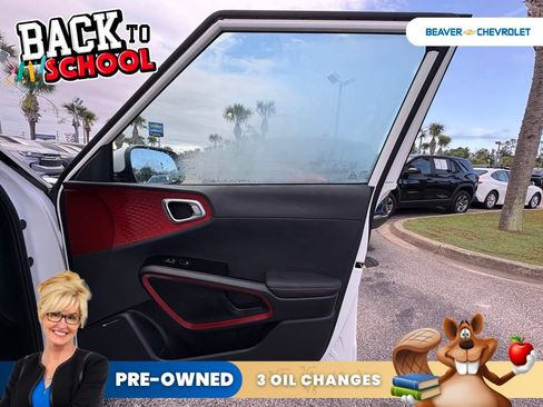 Used 2025 Kia Soul GT-Line w/ GT-Line Technology Package FWD image 22