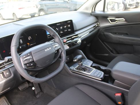 New 2026 Kia Sportage LX image 21