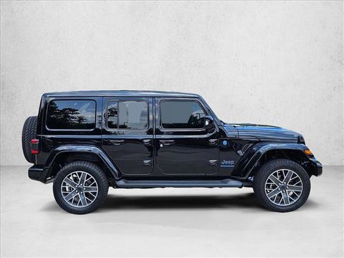 Used 2024 Jeep Wrangler High Altitude AWD/4WD image 4