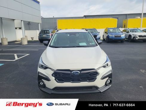 Used 2024 Subaru Crosstrek 2.5i Limited w/ Crosstrek Mirror Package AWD/4WD image 8