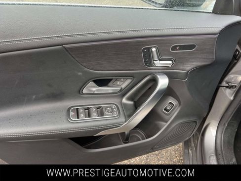 Used 2023 Mercedes-Benz CLA 250 4MATIC image 14