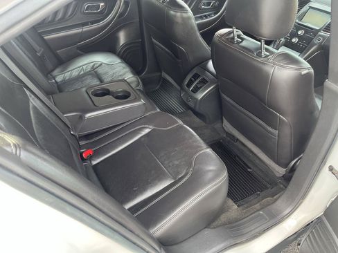 Used 2015 Ford Taurus SEL w/ Equipment Group 201A AWD/4WD image 33