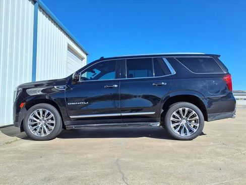 Used 2021 GMC Yukon Denali image 3