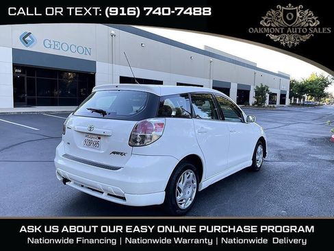 Used 2005 Toyota Matrix XR FWD image 9