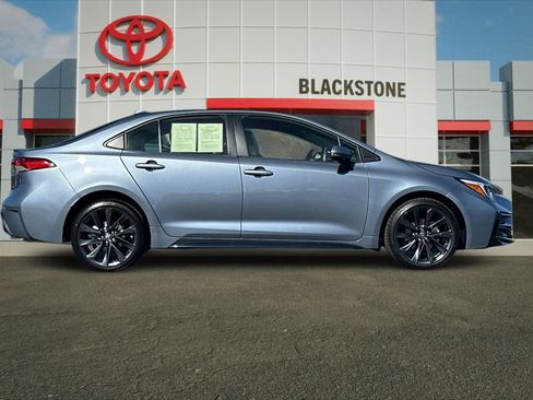 Certified 2026 Toyota Corolla SE w/ SE Package FWD image 2