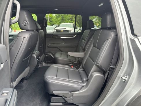 New 2026 GMC Acadia Elevation w/ Black Edition AWD/4WD image 9