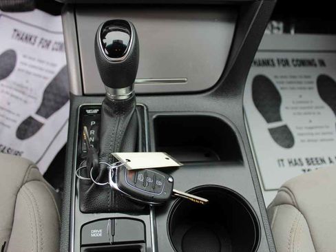 Used 2017 Hyundai Sonata SE image 21