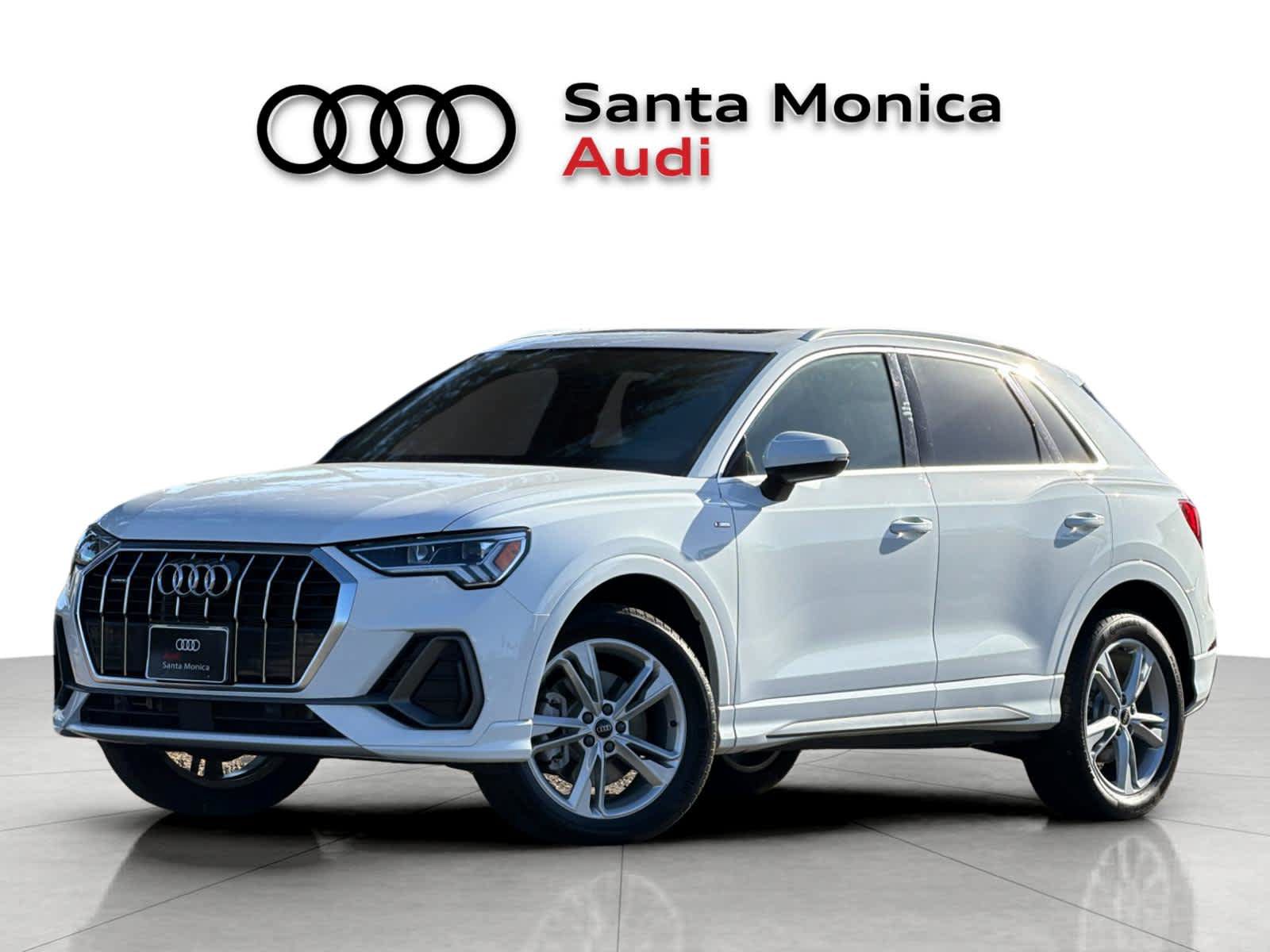 Used 2023 Audi Q3 2.0T Premium w/ Convenience Package AWD/4WD image 1