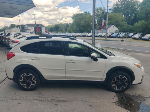 Used 2016 Subaru Crosstrek 2.0i Limited AWD/4WD image 7