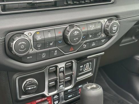 New 2026 Jeep Wrangler Unlimited Rubicon image 26