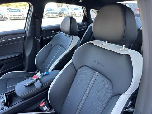 New 2026 Kia K5 GT-Line image 8