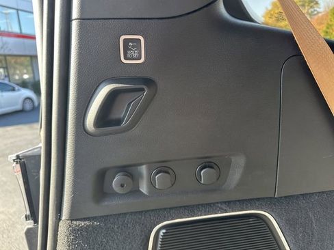 Used 2022 Jeep Grand Wagoneer Series III image 27