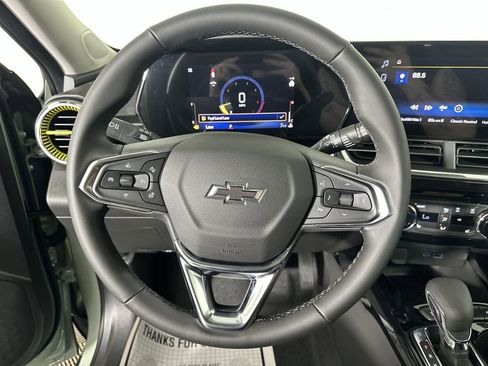 New 2026 Chevrolet Trax ACTIV w/ Sunroof Package FWD image 11